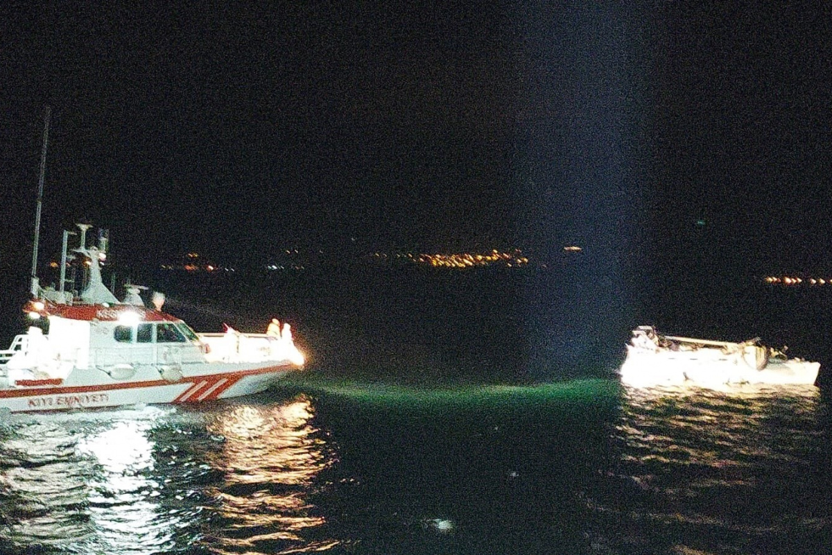 Çanakkale Boğazı&#039;nda tanker ile tekne çarpıştı
