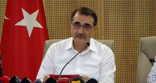 Enerji ve Tabii Kaynaklar Bakanı Fatih Dönmez, "Daha önce yapmış olduğumuz sismiklerden verileri değerlendirdik, Ordu’da ve Ünye’de doğalgaz için birer kuyu planlıyoruz, keşif amaçlı. Bunu da programa aldık" dedi.