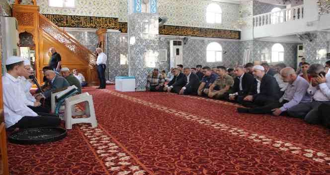 Cizre’de şehit polisler için Mevlit okutuldu