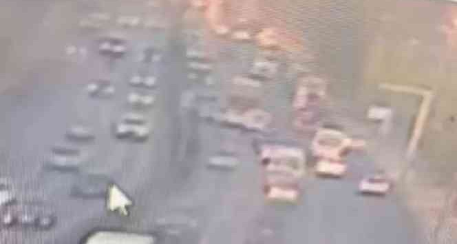 İzmir’de savcı ve kızlarının yaralandığı kaza anı kamerada