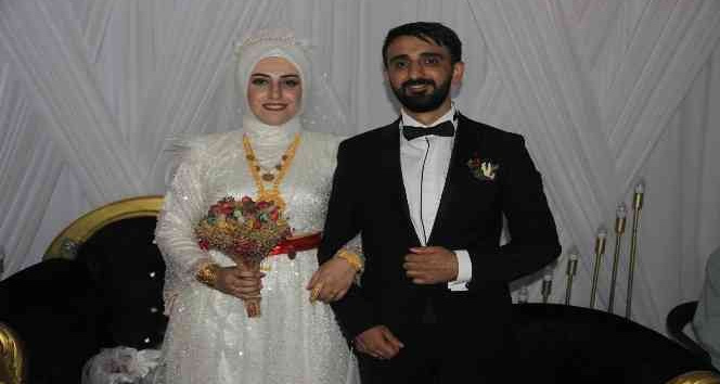 Evlenmeyen gençlerin önünün açılması için sandık kurulmadı