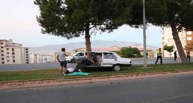 Bir aylık çifti trafik kazası ayırdı