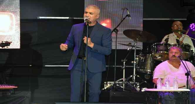 Özcan Deniz yine farkını ortaya koydu