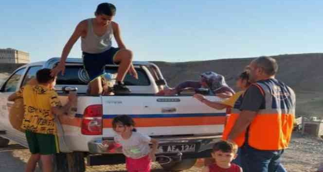 Siirt’te su seviyesi yükseldi, yedi kişilik aile mahsur kaldı