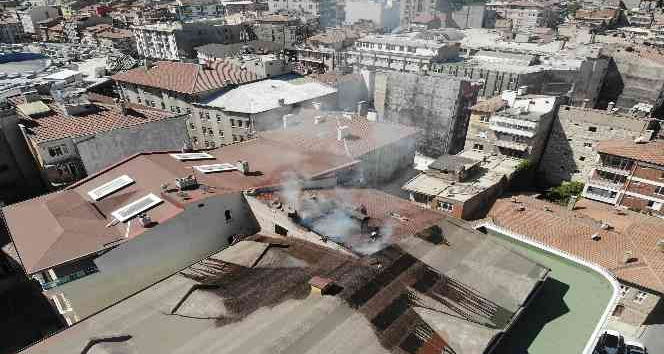 İtfaiye dar sokağa girmekte zorlandı
