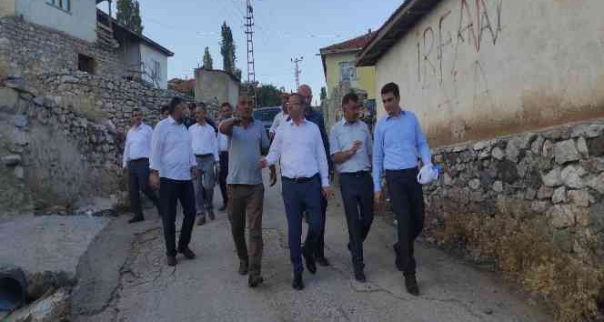 Vali Polat, dolu ve sağanak yağıştan etkilen köyleri ziyaret etti