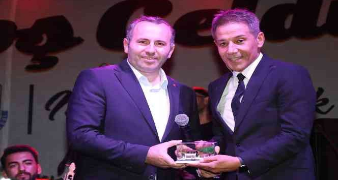 Yalova’da Zafer Bayramı konserleri Mustafa Yıldızdoğan ile başladı