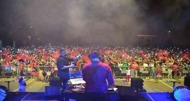 Bursa’da Zafer Bayramı coşkusu