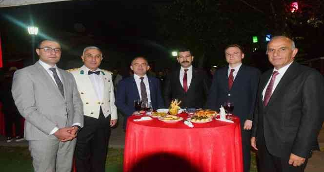 Ardahan’da 30 Ağustos Zafer bayramı resepsiyonu