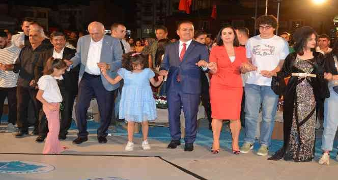 Vali Akbıyık: "Hakkari tarihin en güzel günlerini yaşıyor"