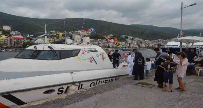 Esenköy’de vatandaşlar Sahil Güvenlik teknesi gezdi