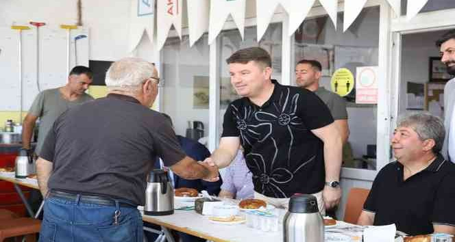 Belediye Başkanı Dinçer sanayi sitesi esnafları ile buluştu