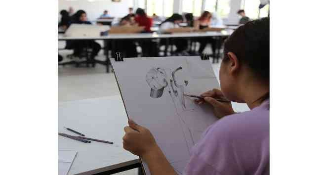 Yetenek sınavında, ter döktüler