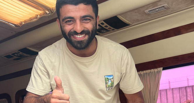 Trabzonspor'un yeni transferi Umut Bozok kente geldi