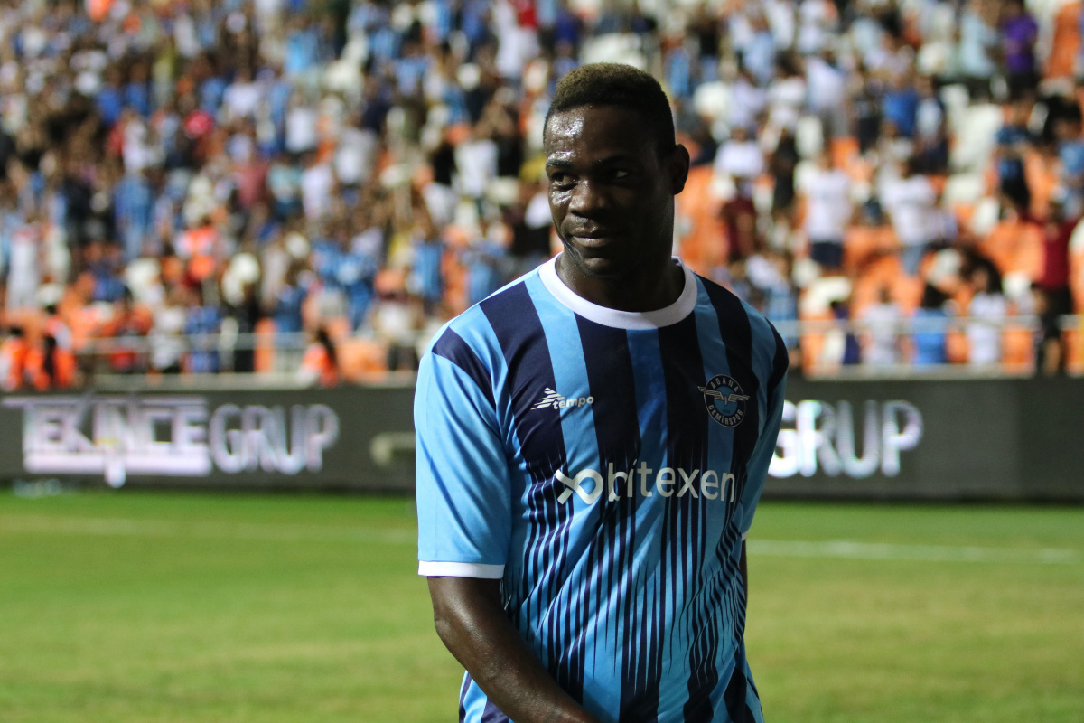 Adana Demirsporlu Balotelli Sion'a transfer oldu