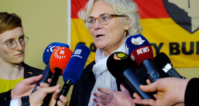 Almanya Savunma Bakanı Lambrecht: 'Ukrayna'ya silah yardımı artık mümkün değil'