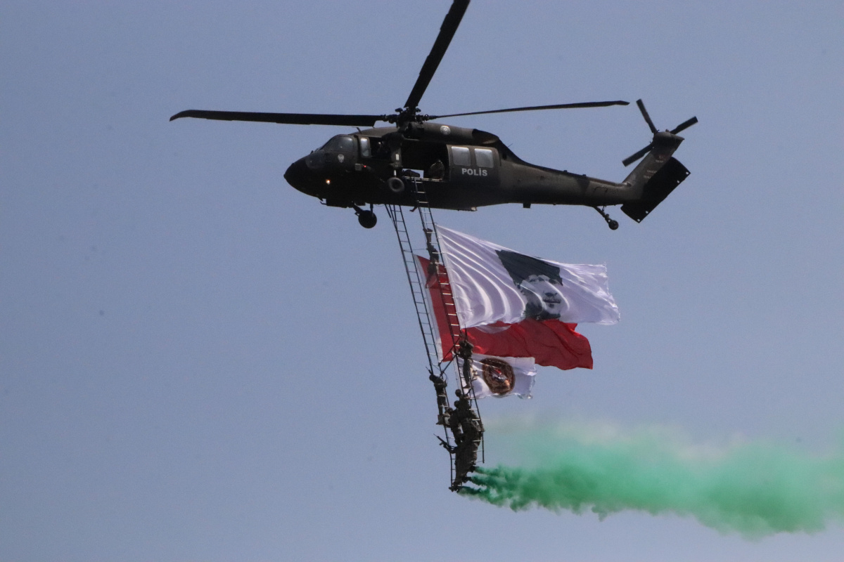 TEKNOFEST’in 3'üncü gününde de nefes kesen gösteriler