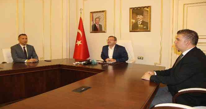 Sarıkaya ilçesine yapılacak kütüphanenin protokolü imzalandı