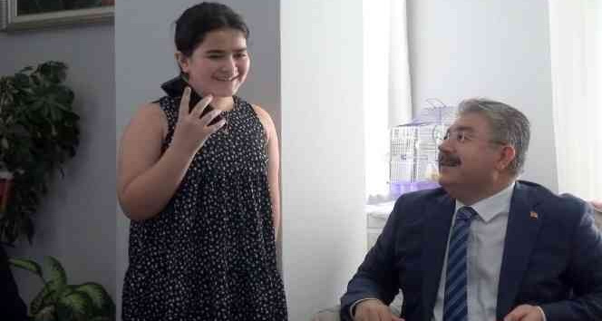 Başsavcı olmak isteyen şehit kızını mutlu eden telefon görüşmesi