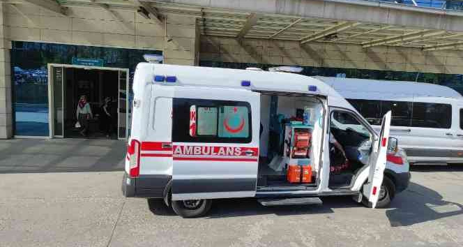 Siirt’te tarım aracının devrilmesi sonucu 2 kişi yaralandı