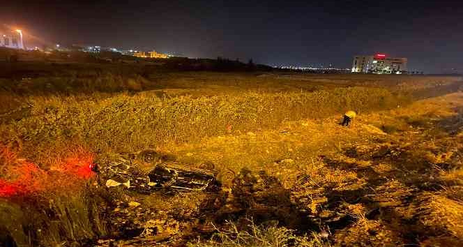 Kahramanmaraş’ta otomobil tarlaya uçtu: 1 ölü, 1 yaralı