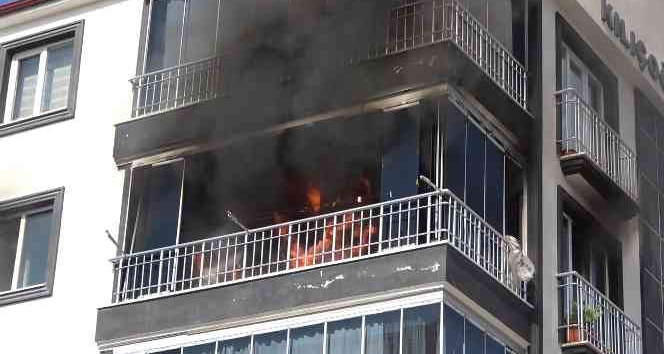 Yangını film izler gibi izlediler