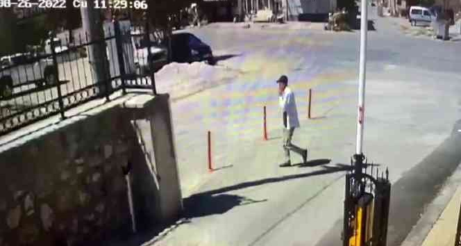 Yaşlı adamın altın ve parasını dolandıran şüpheli: “Yakışıklı çıkart ha”