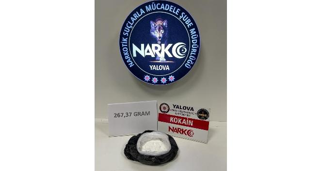 Otomobil içine zulalanmış uyuşturucuyu ’Gölge’ buldu