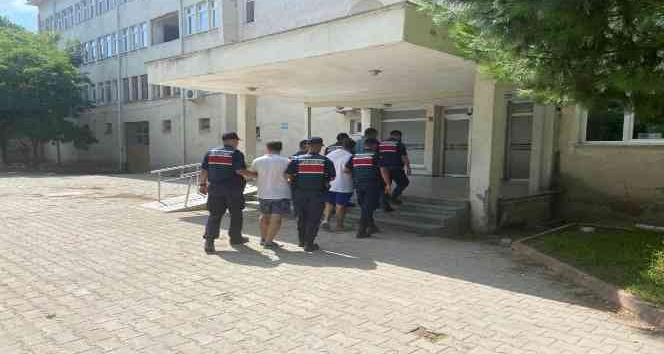 Yunanistan’a kaçmak üzereyken yakalanan FETÖ şüphelileri tutuklandı