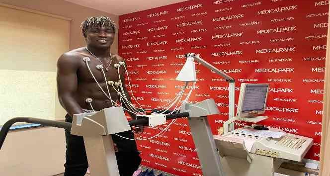 Faustin Senghor: “Giresunspor’da önemli izler bırakmak istiyorum”