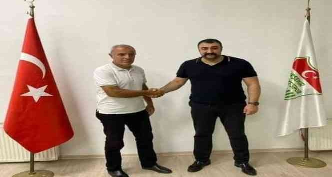 Kırşehir FK Teknik Direktörü görevini bıraktı