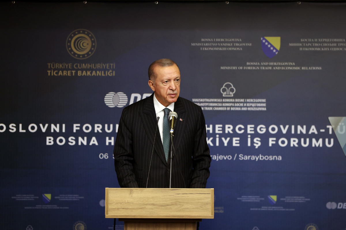Cumhurbaşkanı Erdoğan: &#039;Bosna Hersek ile 2022 sonunda 1 milyar dolar ticaret hacmini aşmayı hedefliyoruz&#039;