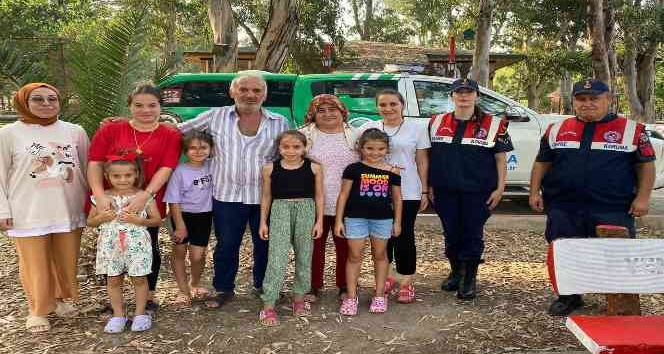 Jandarmadan Kuş Cenneti’nde çevre temizliği