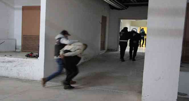 Uyuşturucu çetesine büyük darbe