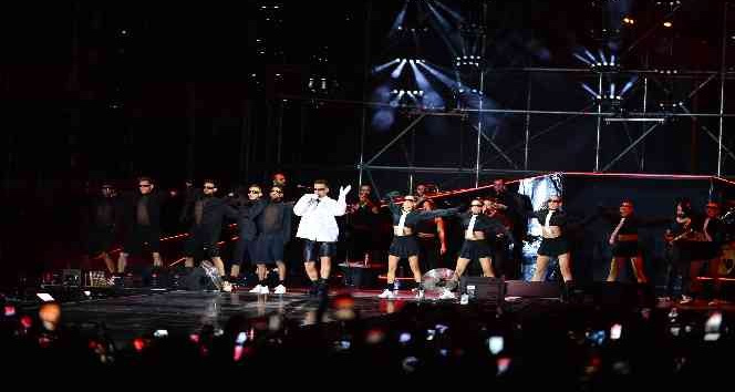 Edis ve Gazapizm Bursalıları coşturdu