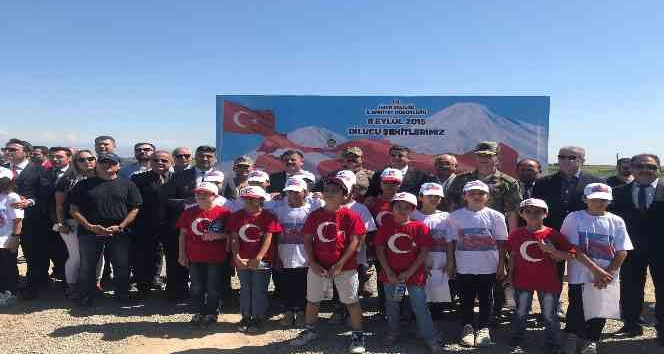 Iğdır’da 7 yıl önce PKK’nın hain saldırısında şehit olan 13 polis anıldı