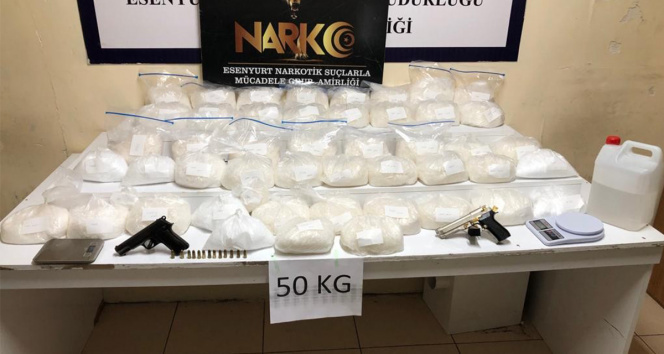 Esenyurtta uyuşturucu operasyonu: 50 kilo metanfetamin ele geçirildi