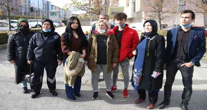 Köpek besleme kavgasında annesini koruyan çocuğa bin 960 lira para cezası