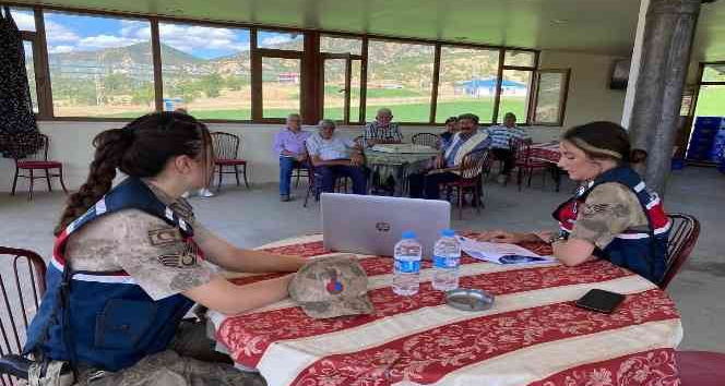 Tunceli’de erkeklere ‘Kadına el kalkamaz’ anlatıldı