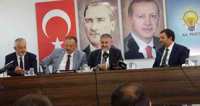 Hazine ve Maliye Bakanı Nebati: “Paketlerle dar gelirlileri rahatlatacak tedbirleri alıyoruz”