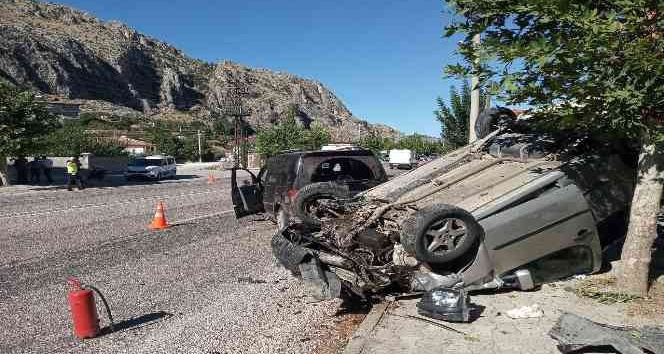 Tokat’ta iki araç çarpıştı: 7 yaralı