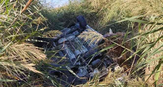 Otomobil şarampole devrildi: 3 yaralı