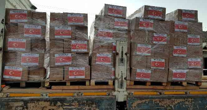 Gümüşhane’den Pakistan’a 1071 koli gıda yardımı gönderildi