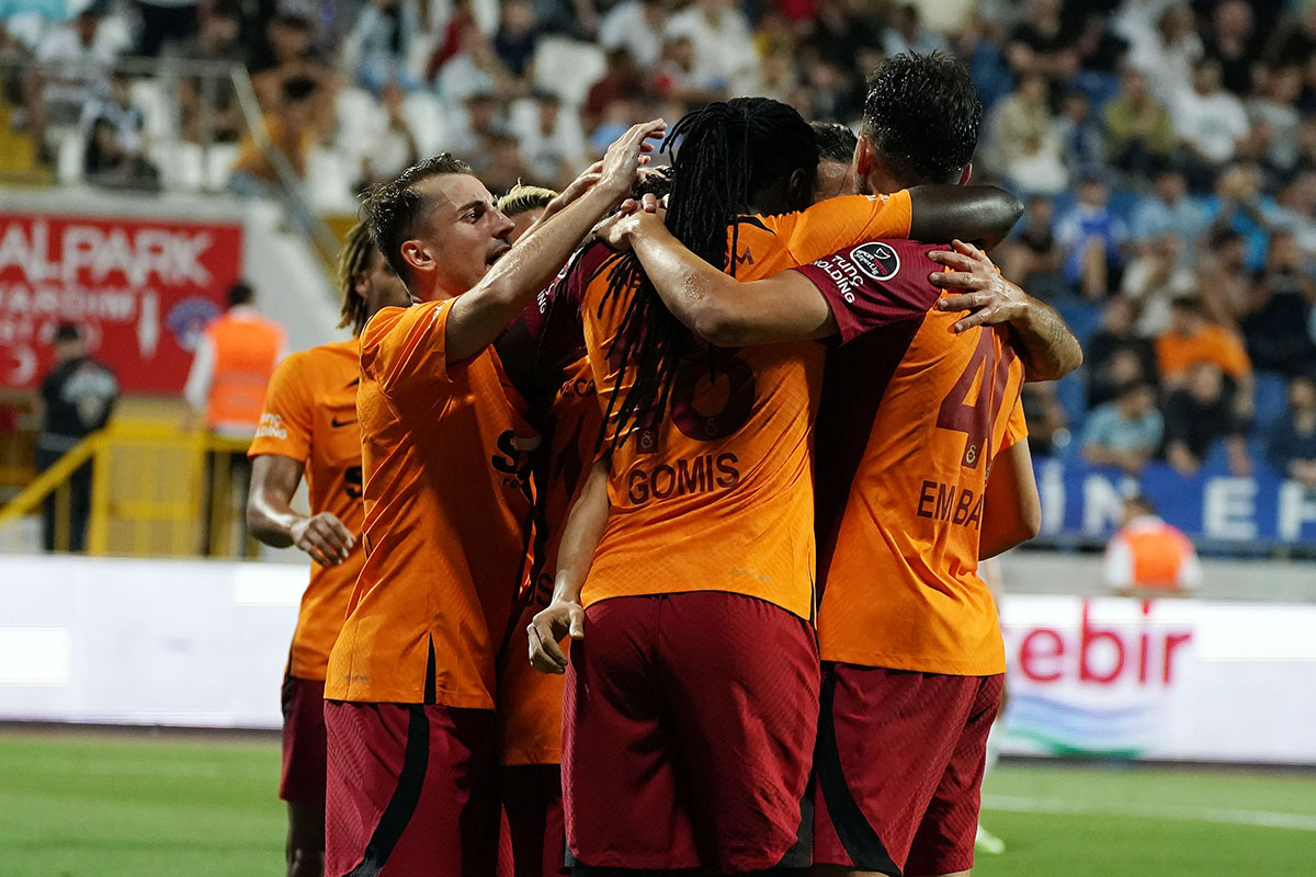 Galatasaray 3 puanı 3 golle aldı!