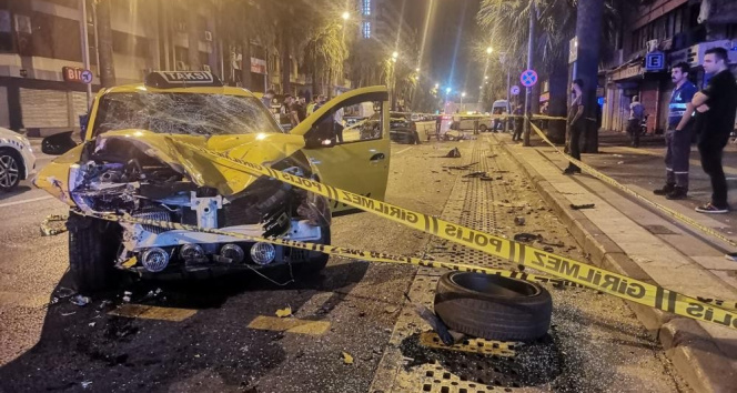 İzmirde ölümle biten kaza kamerada