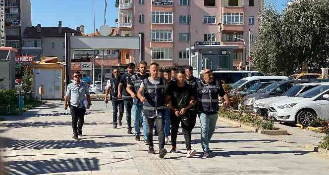 Niğde’deki cinayette 4 şüpheli adliyede