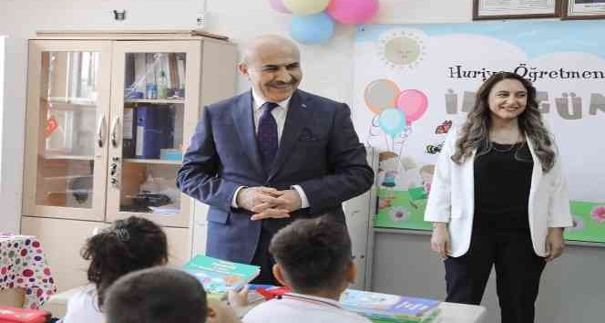 Mardin’de 247 bin öğrenci için ilk ders zili çaldı