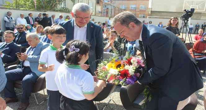 Giresun’da ilk ders zili çaldı