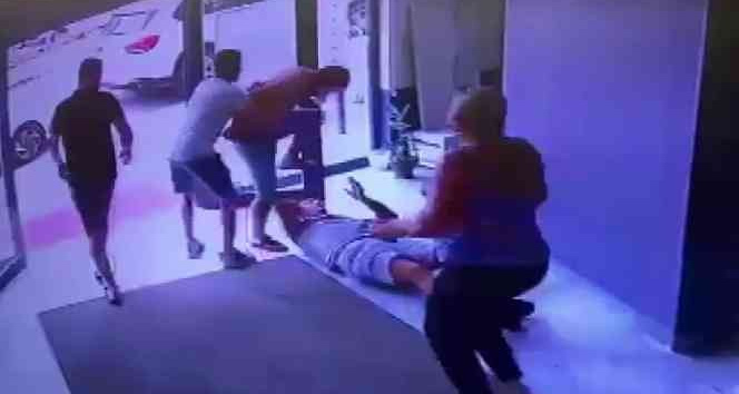 Öldürülen adamın darp edildiği anlar güvenlik kamerasında