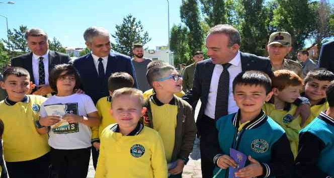Ardahan’da 16 bin 921 öğrenci dersbaşı yaptı